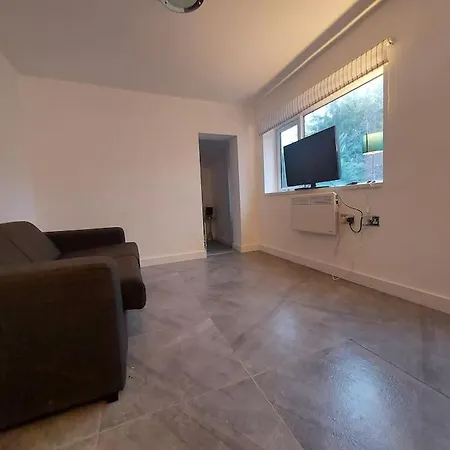 Detached Annex In A Family