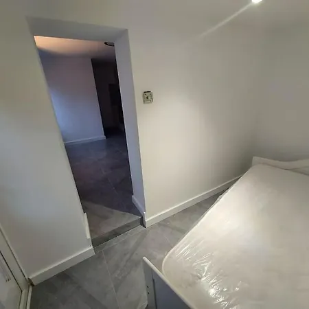 شقة Detached Annex In A Family